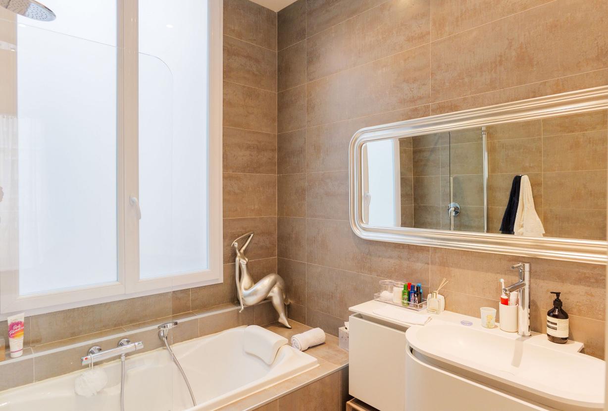Par168 - Appartement de 3 suites avec vue