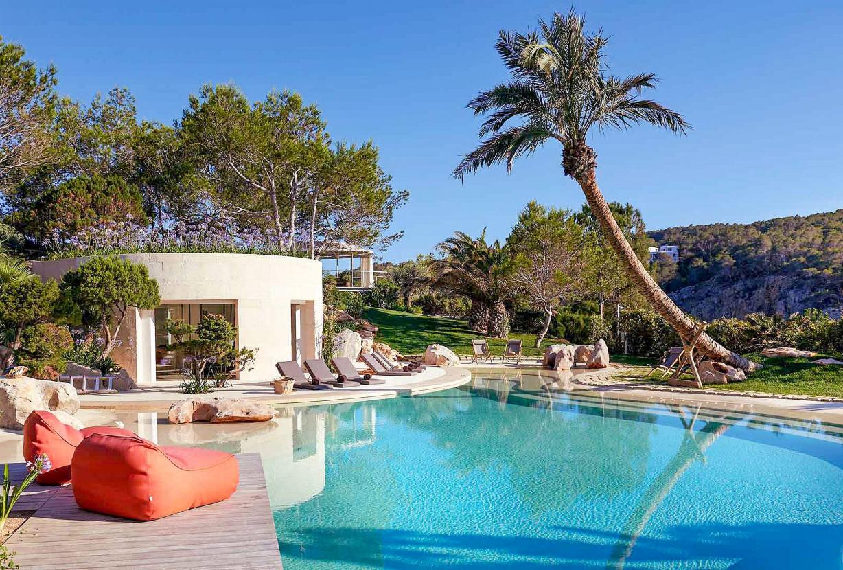 Ibi003 - Luxury island in Ibiza