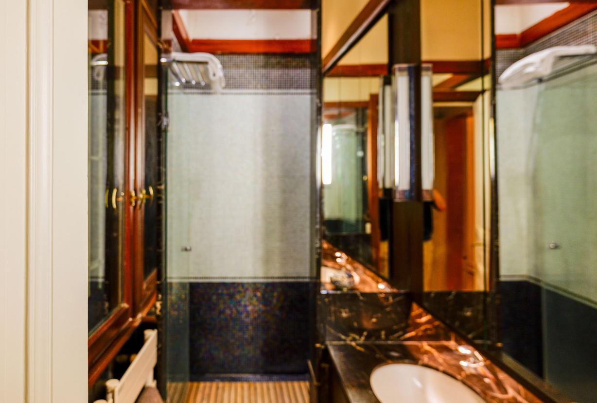Par193 - Apartamento de tres dormitorios en Chaillot