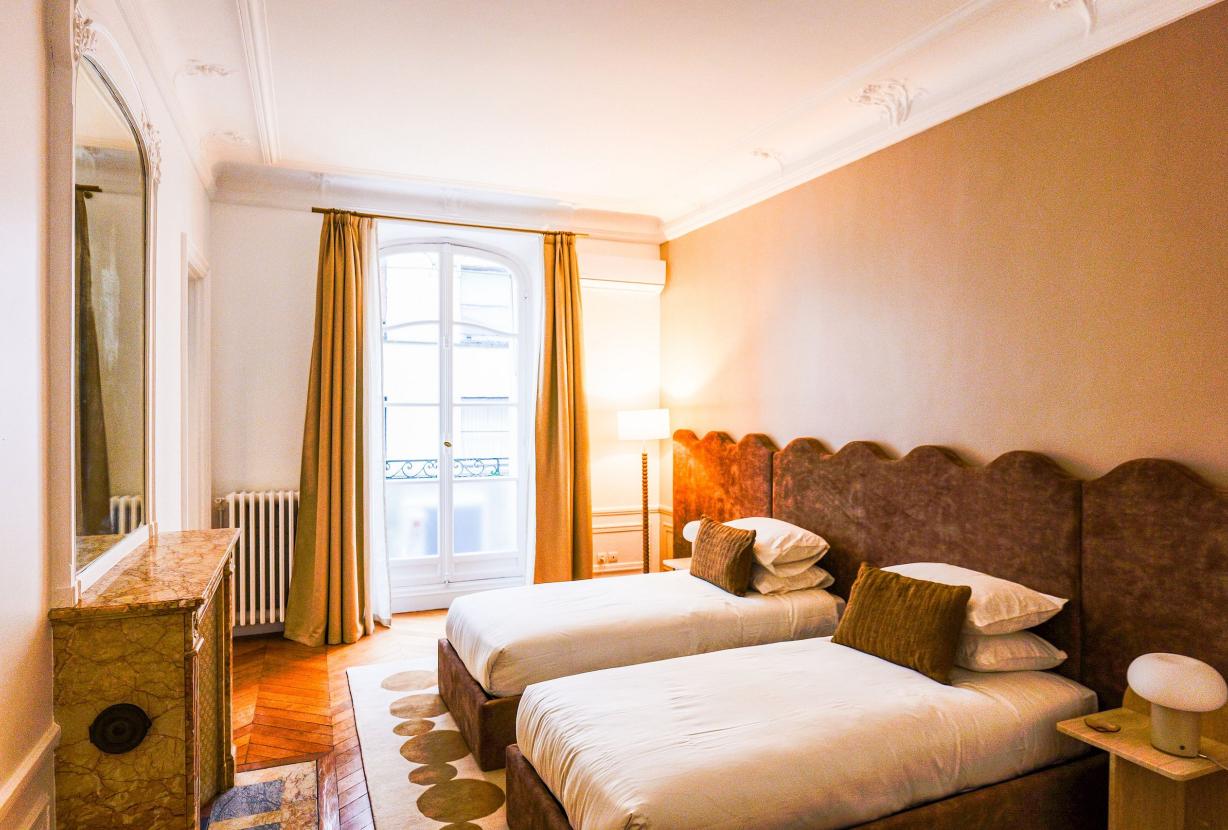 Par221 - Espaçoso apartamento luxuoso de 4 quartos