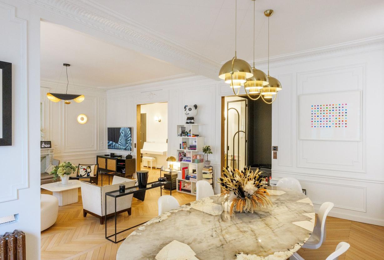 Par131 - Appartement de luxe de trois chambres