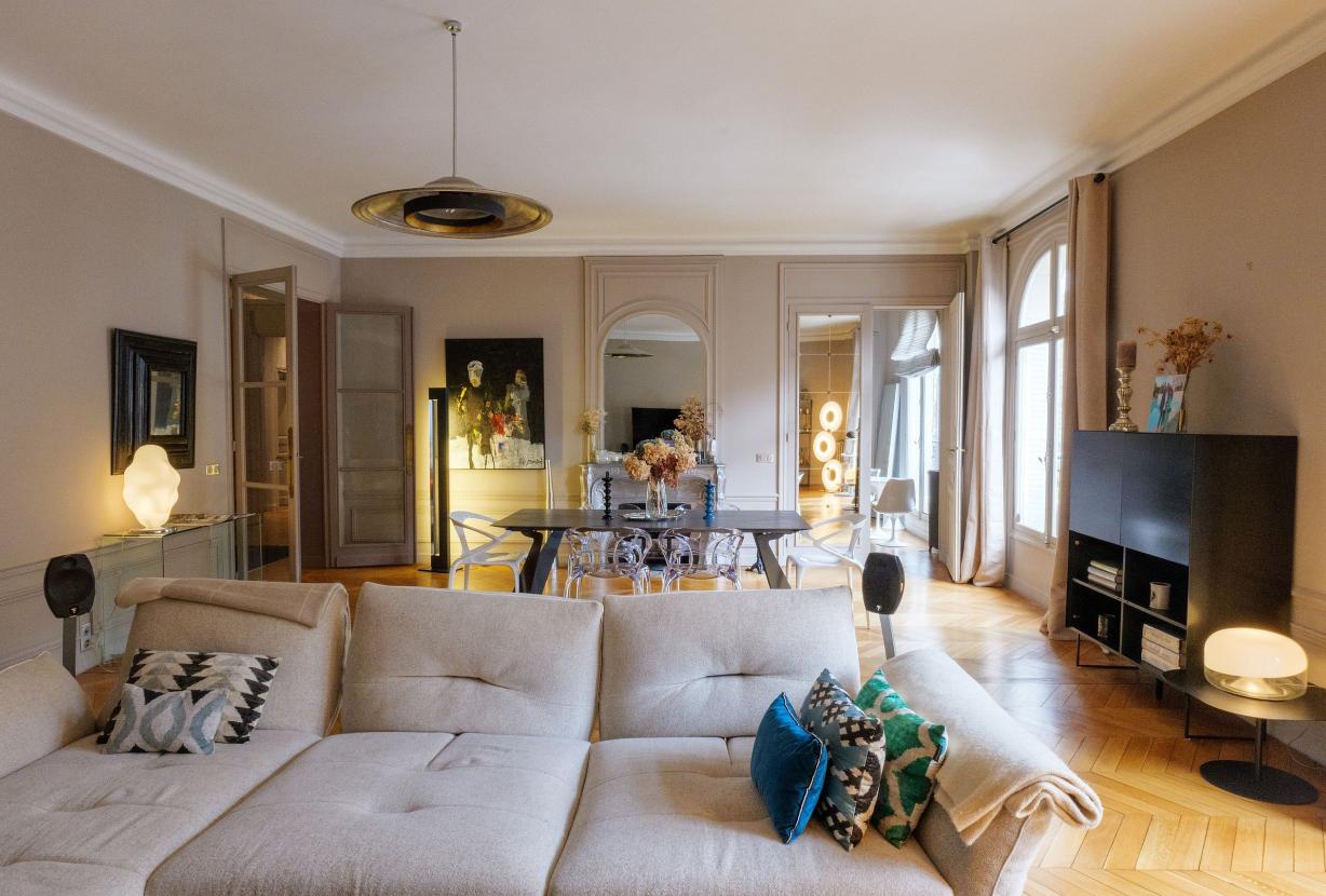 Par115 - Appartement de 2 suites à Porte Dauphine