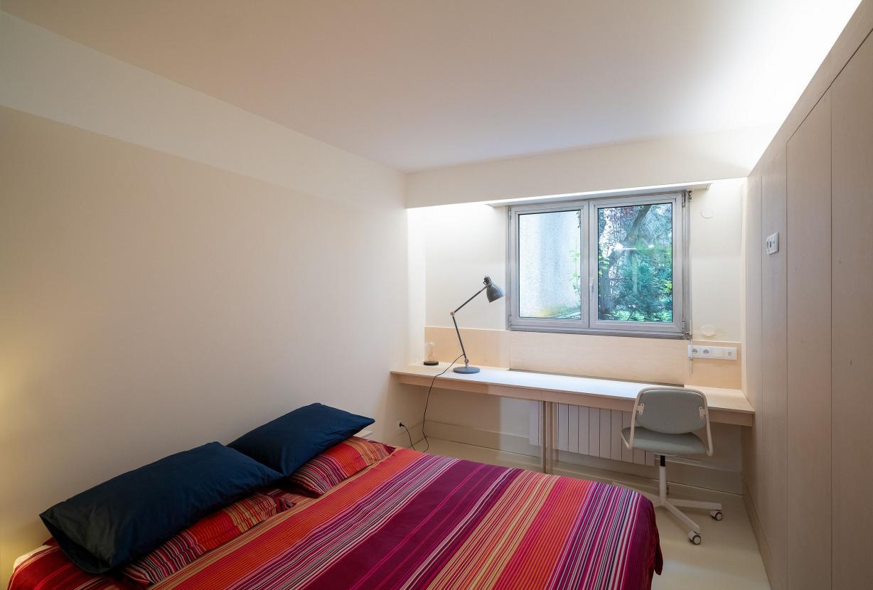 Par203 - Appartement de 2 chambres avec terrasse