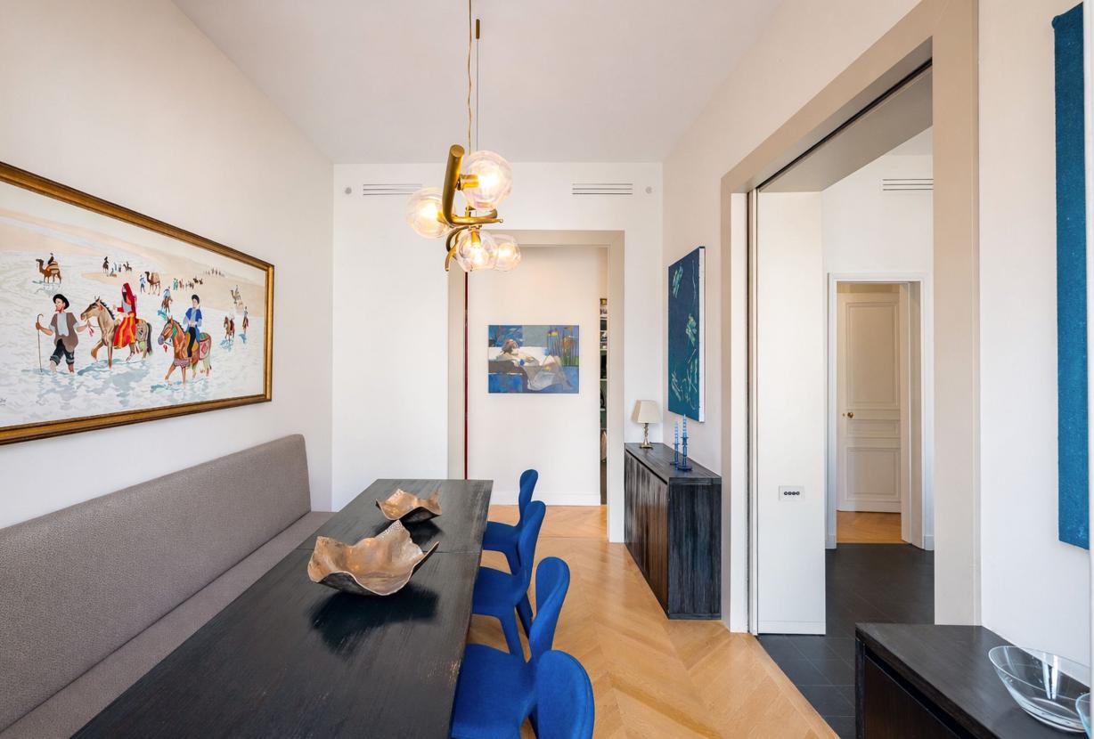 Par070 - Luxury apartment in Saint Germain