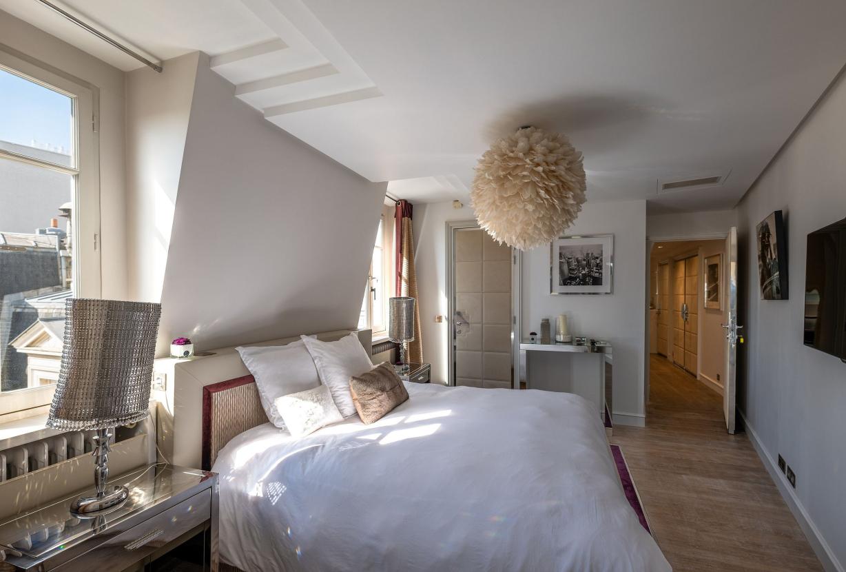 Par016 - Luxury 9 bedroom mansion in Paris 16