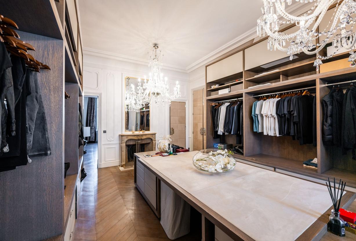 Par016 - Mansão de luxo com 9 quartos em Paris 16