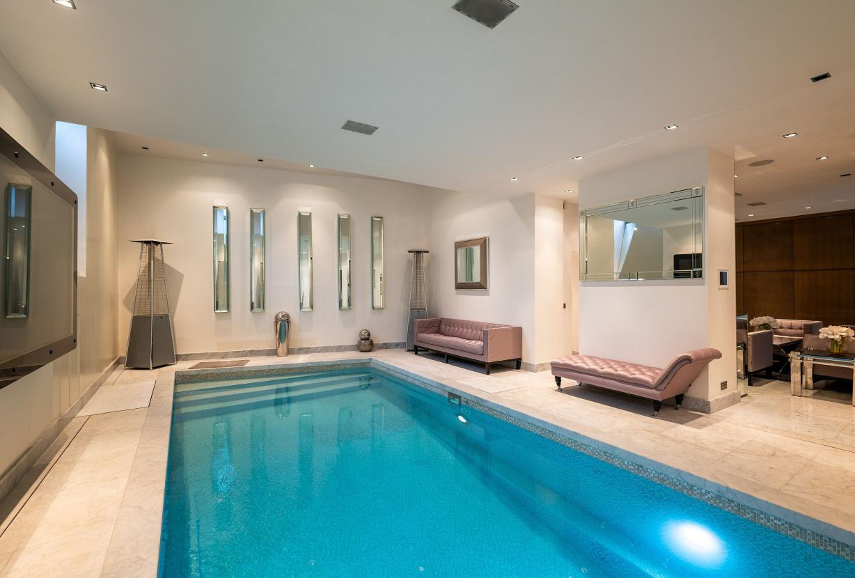 Par016 - Luxury 9 bedroom mansion in Paris 16
