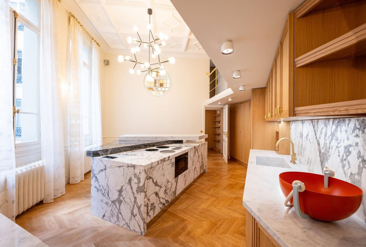 Par031 - Appartement de prestige Place Beauvau