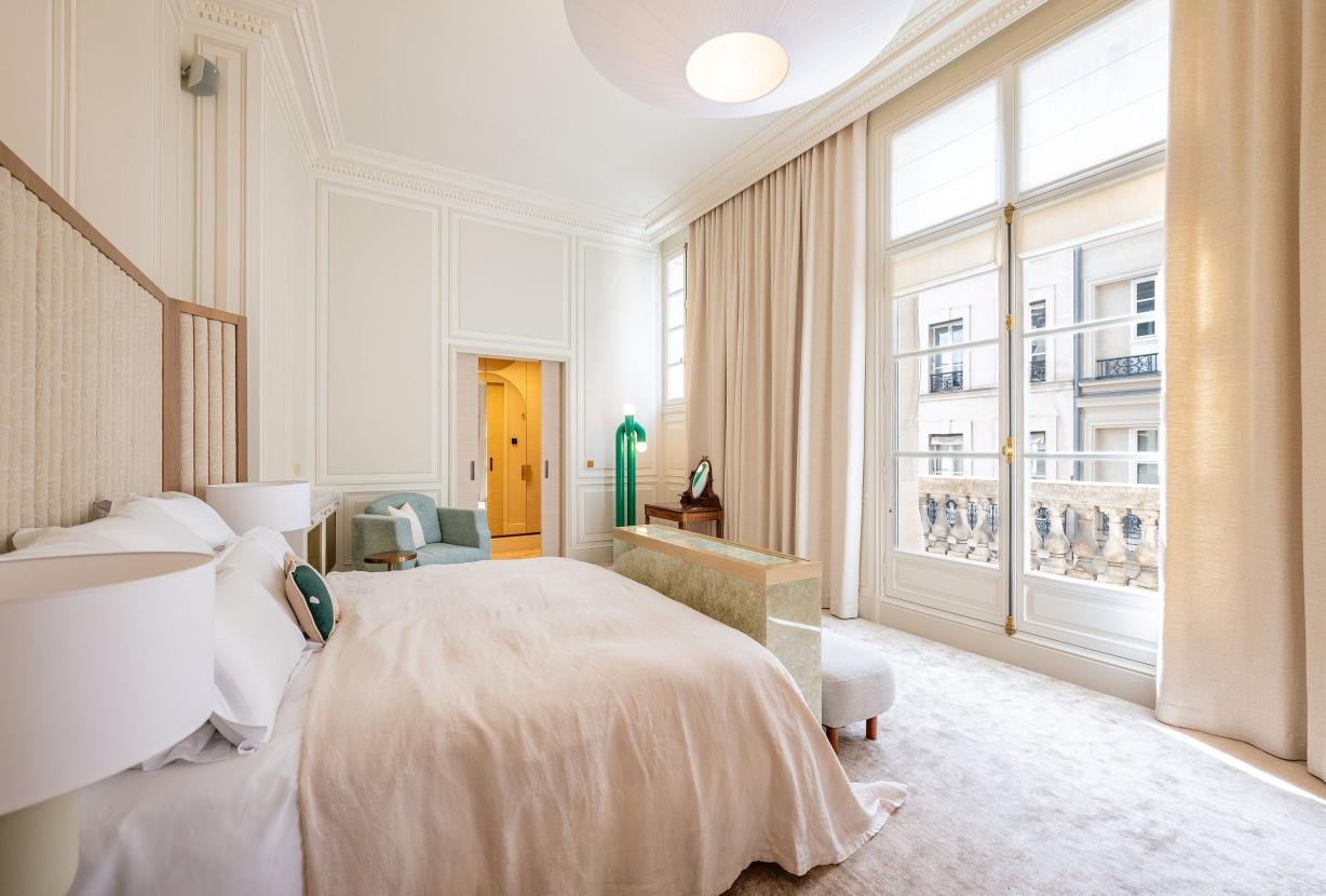 Par031 - Appartement de prestige Place Beauvau