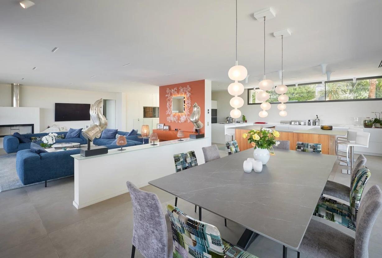 Azu052 - Villa Contemporaine de Prestige à Gassin