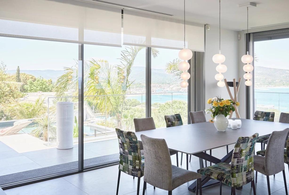 Azu052 - Villa Contemporaine de Prestige à Gassin