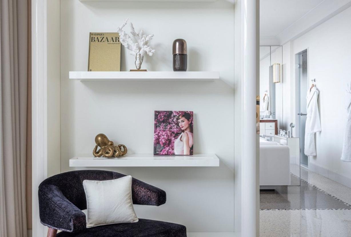 Azu060 - 1250 sqm luxury penthouse with terrace