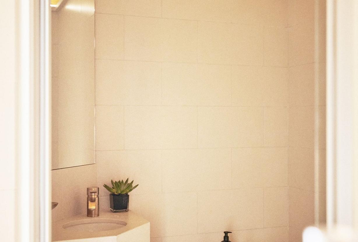 Par154 - Appartement dans un Palace Parisien