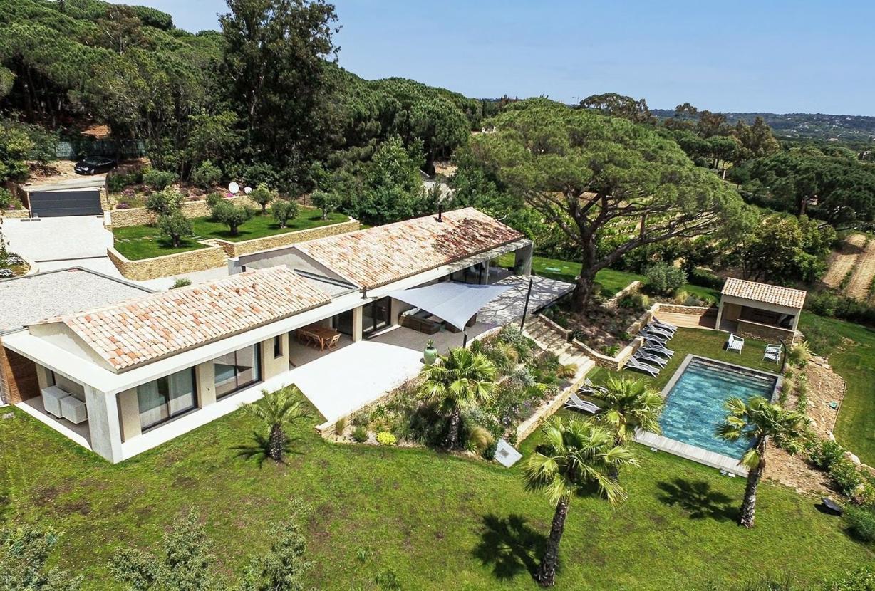 Azu080 - Villa avec piscine à Saint Tropez