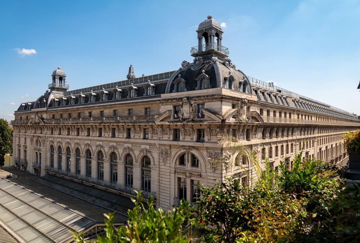 Par202 - Appartement de luxe face au Musée d'Orsay