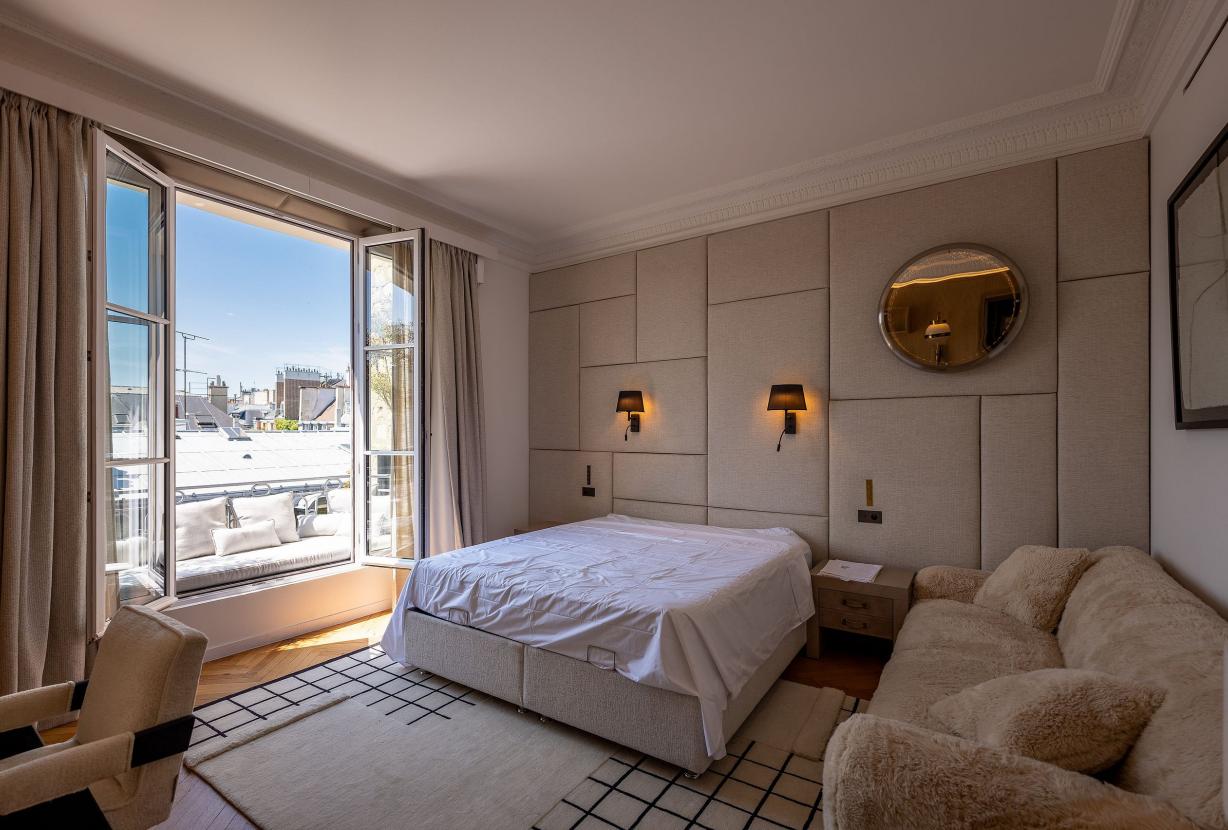 Par202 - Appartement de luxe face au Musée d'Orsay