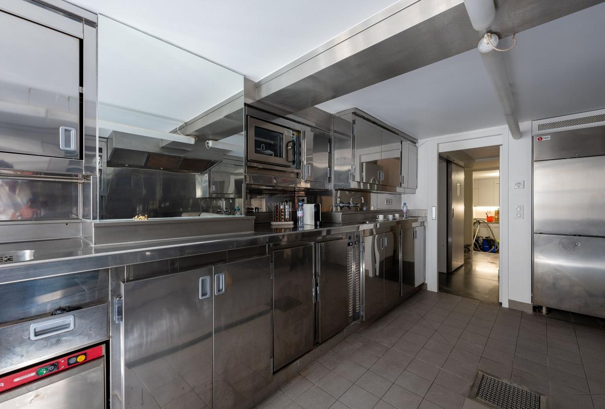 Par035 - Apartamento de luxo icônico com 2 quartos