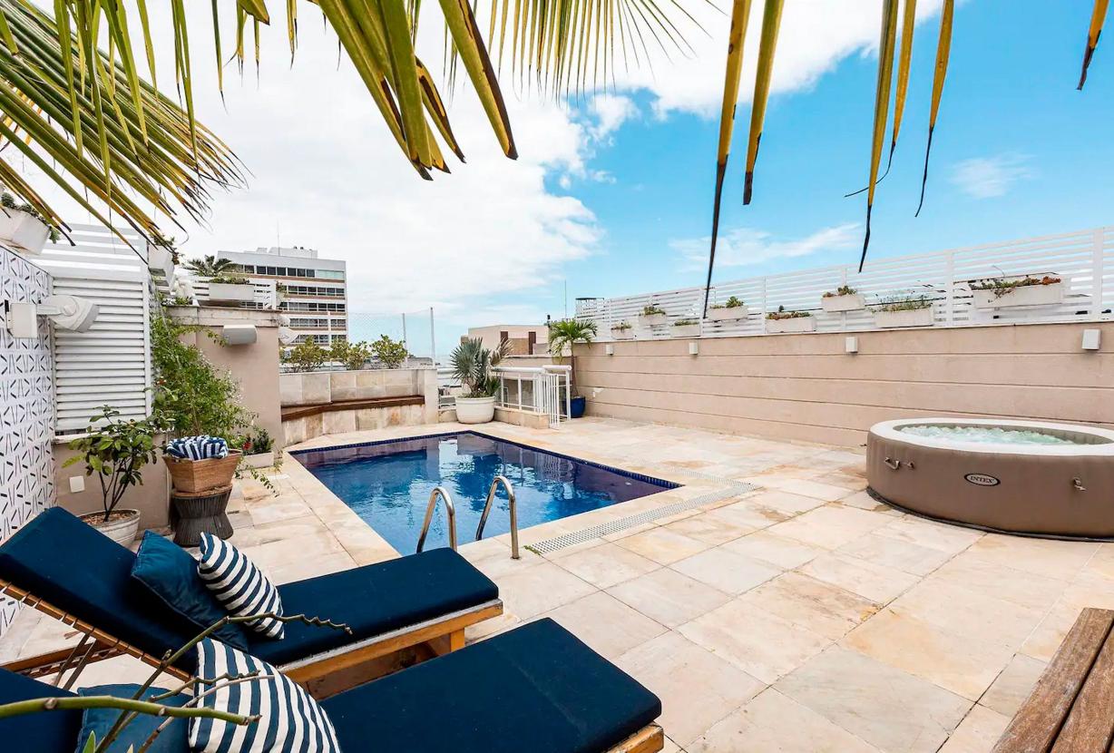 Luxuosa cobertura próxima à praia do Leblon - Rio399