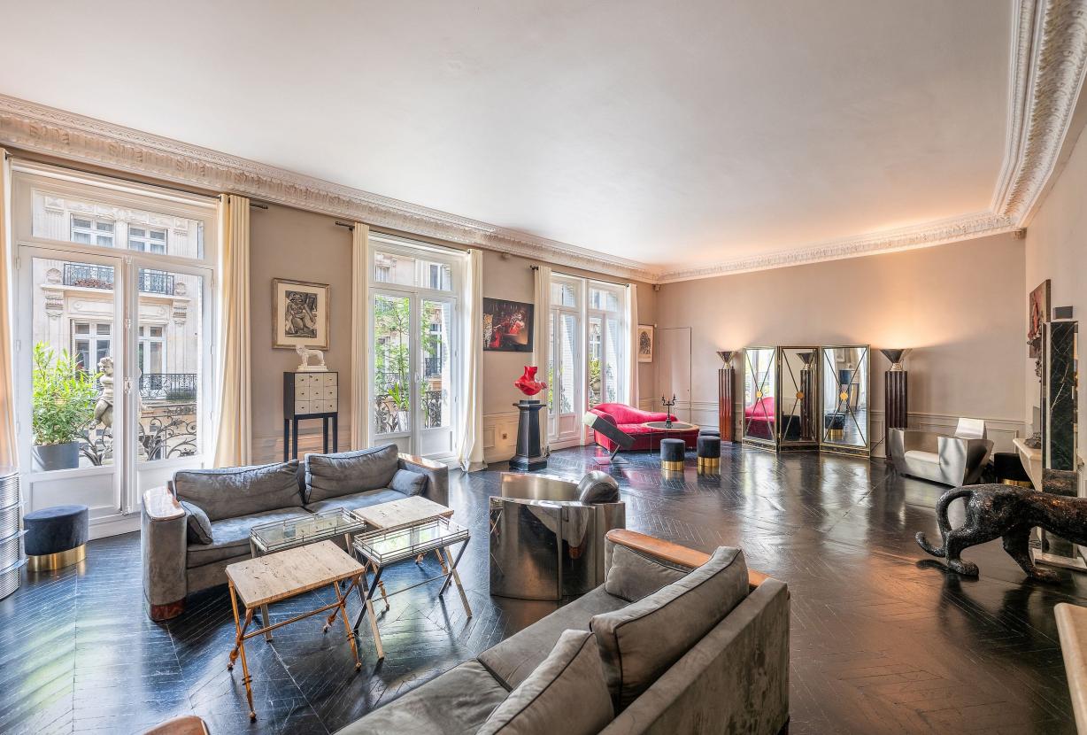 Par190 - Apartamento de recepción en Paris 8