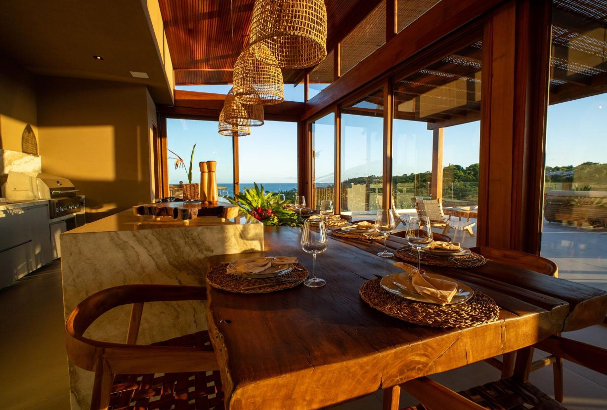 BAh255- Casa recém construída com vista mar.