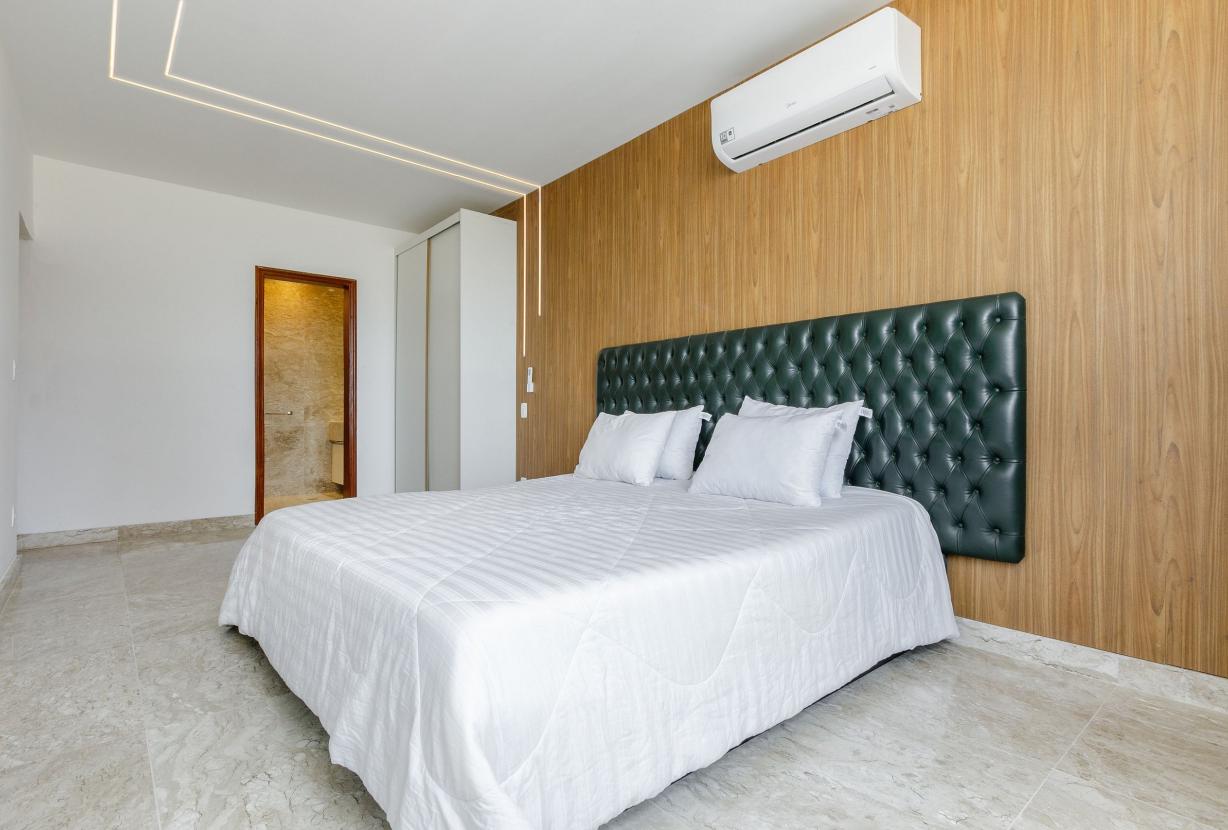 Rio423 - Beachfront apartment in Copacabana