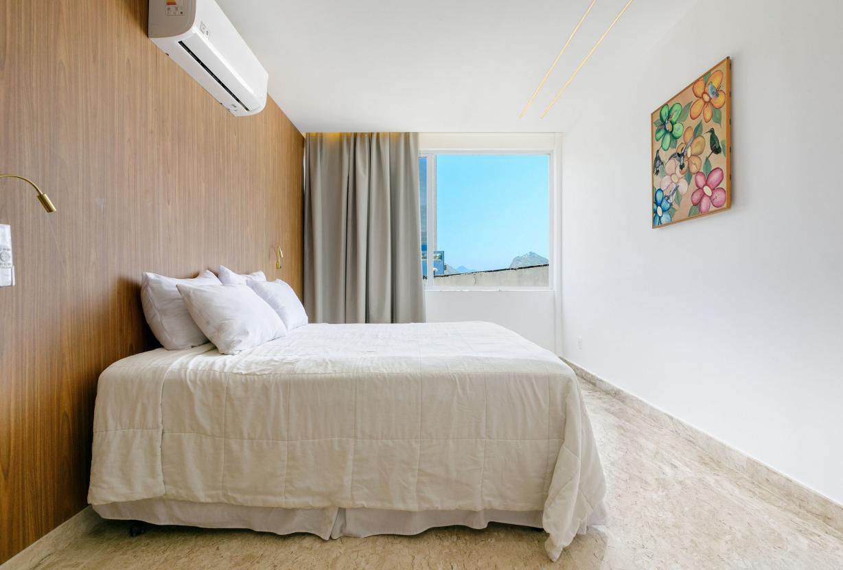 Rio423 - Beachfront apartment in Copacabana