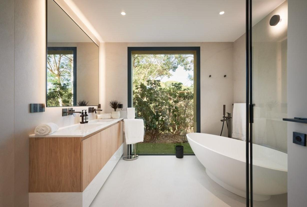 Azu033 - Luxury Villa in Ramatuelle