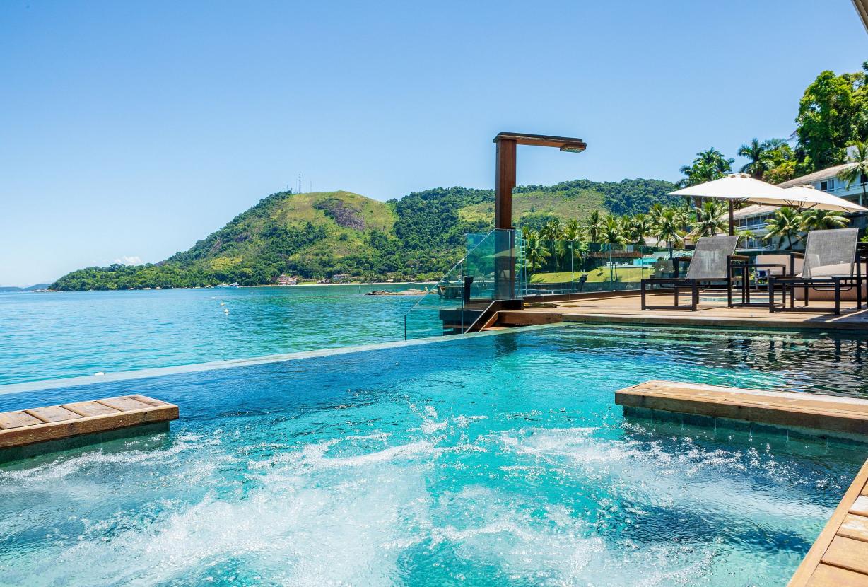 Ang064 - Villa de luxe en bord de mer à Angra dos Reis