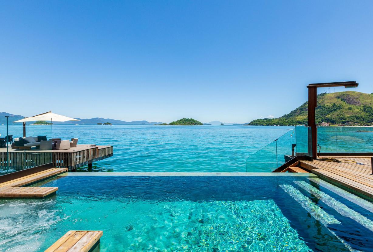 Ang064 - Maison de luxe en bord de mer à Angra dos Reis