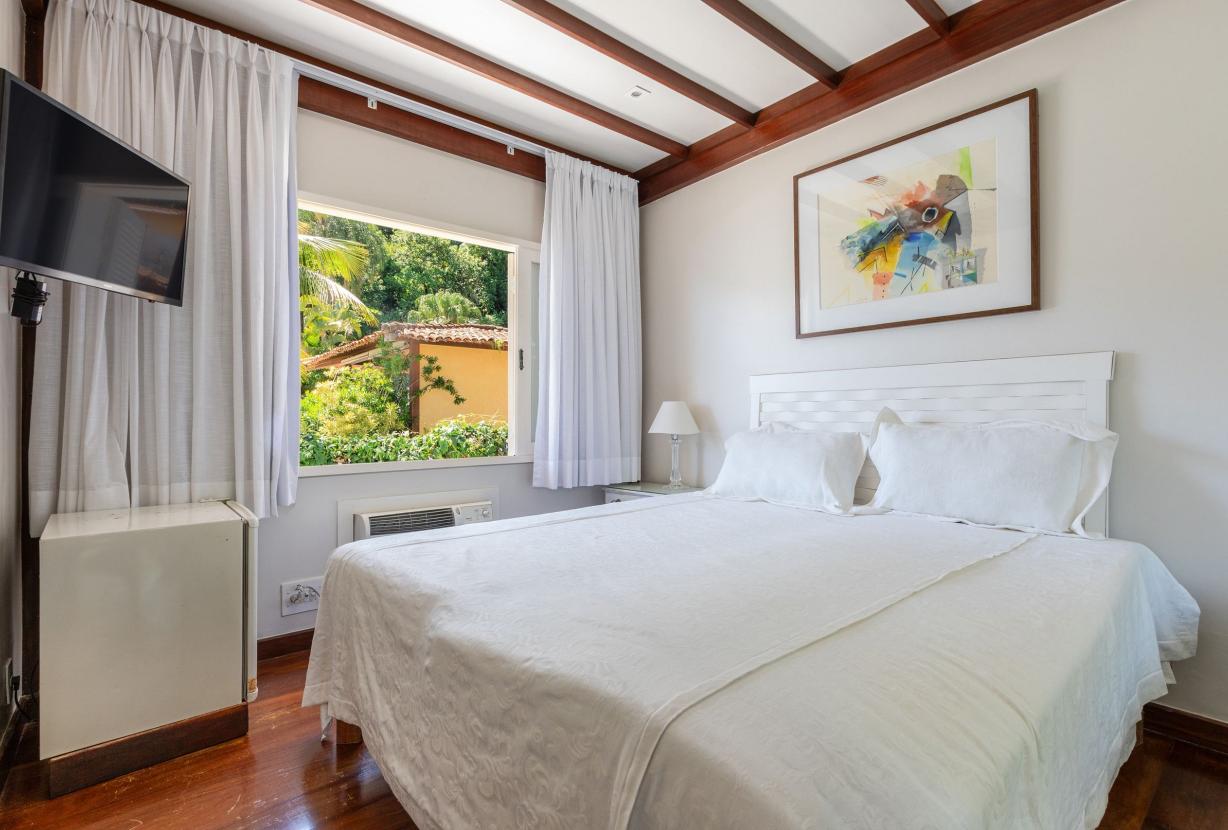 Ang064 - Maison de luxe en bord de mer à Angra dos Reis