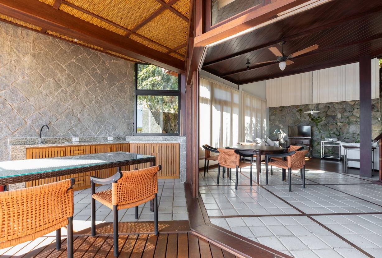 Ang064 - Maison de luxe en bord de mer à Angra dos Reis