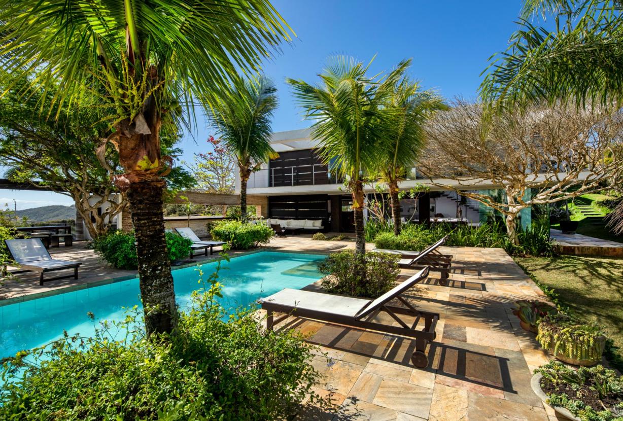 Buz009 - Villa de luxe avec piscine à Buzios
