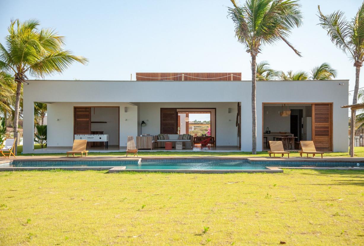 Cea076 - Modern villa facing the sea in Fortim