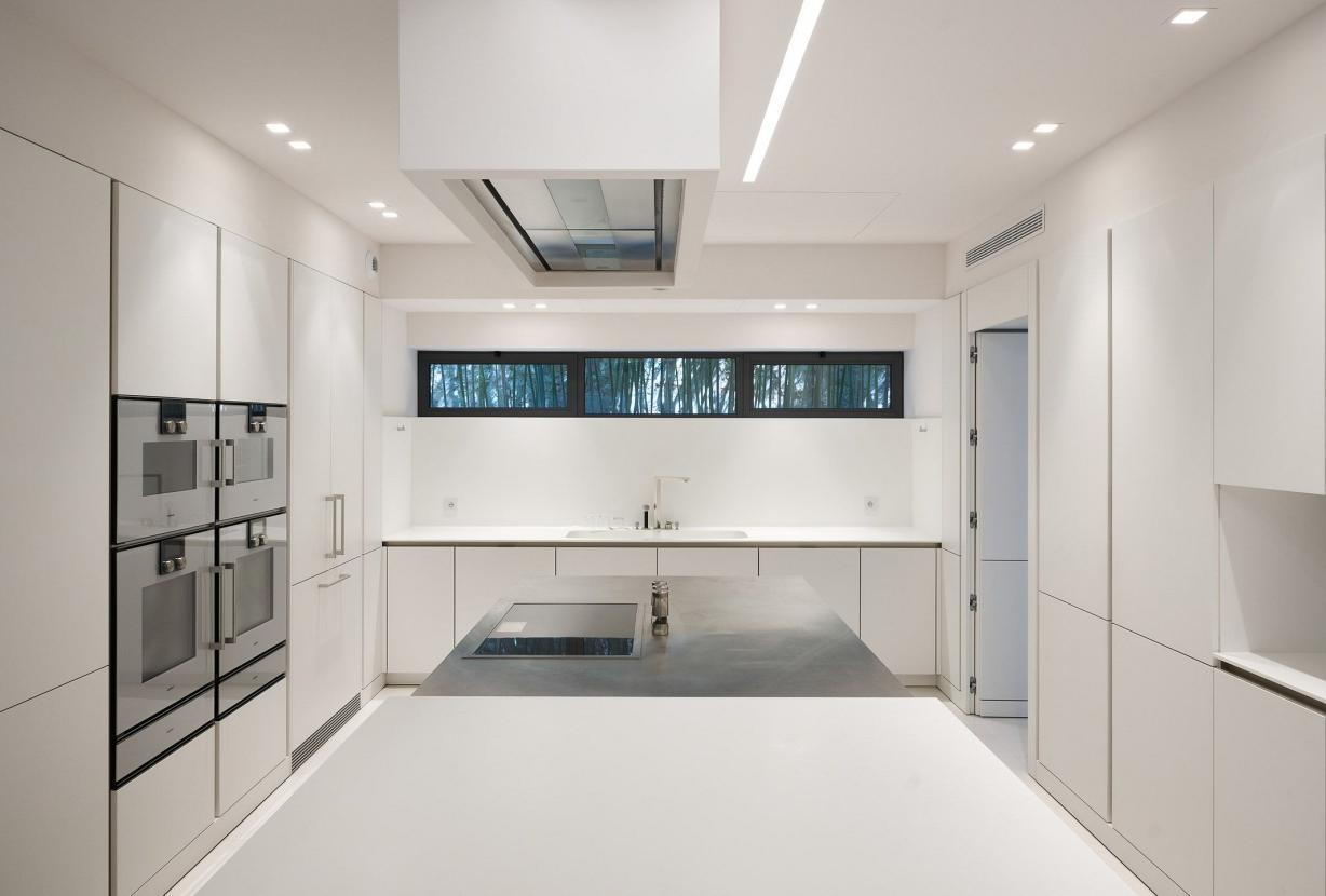 Can025 - Contemporary Villa for rent in Cannes