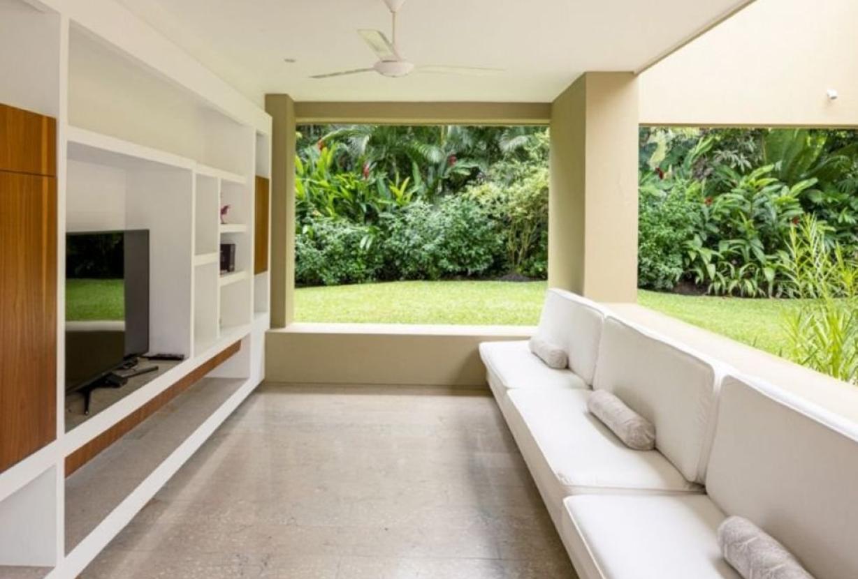 Anp081 – Modern house with pool in Mesa de Yeguas