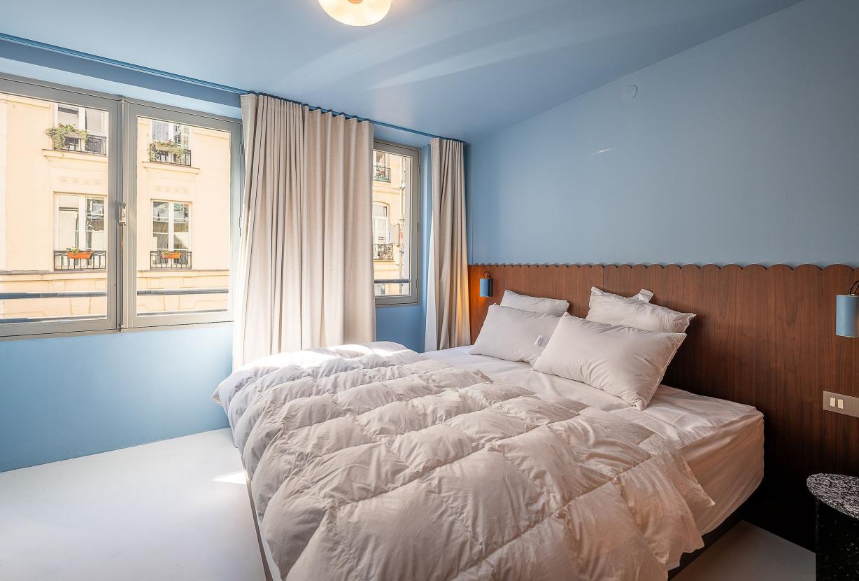 Par050 - Parisian townhouse with 4 bedrooms