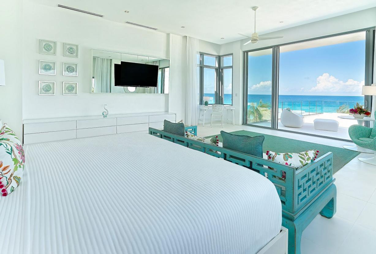 Aia003 – Beachfront villa in Meads Bay, Anguilla