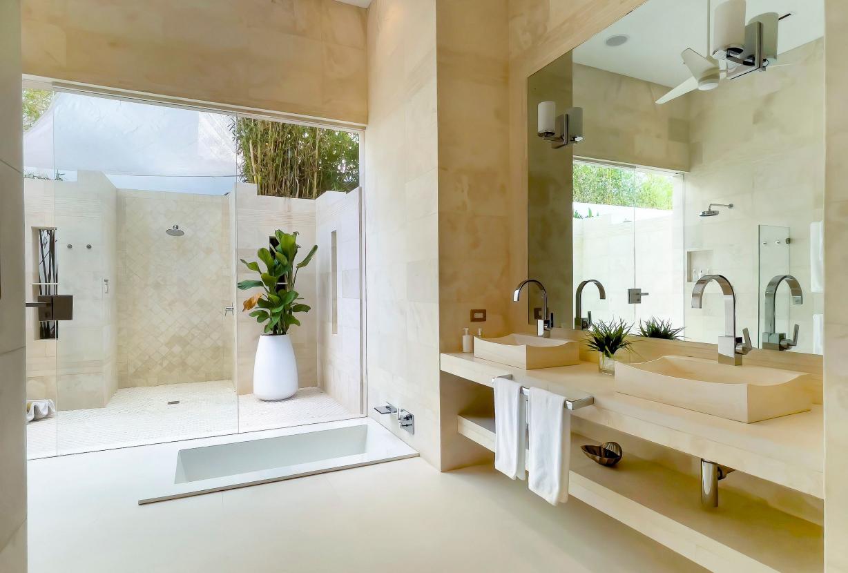 Aia003 – Beachfront villa in Meads Bay, Anguilla
