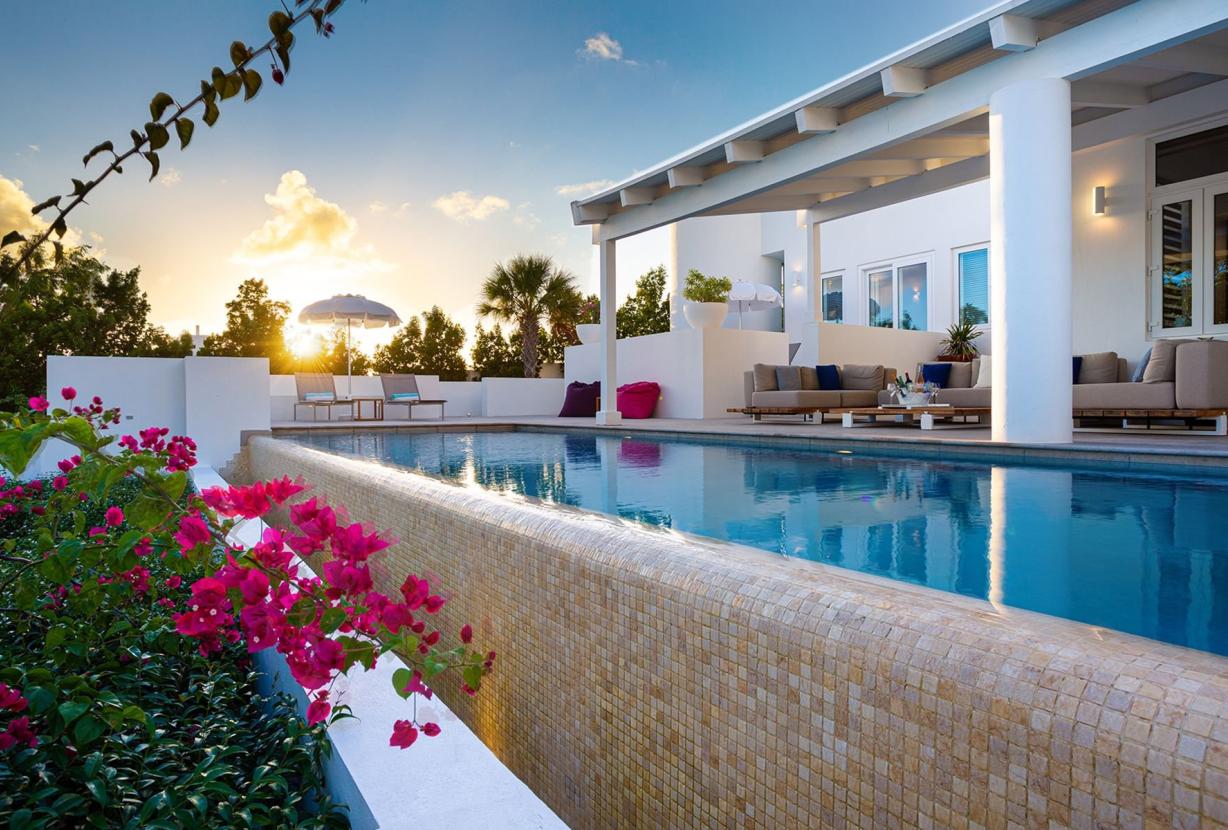 Aia007 – Modern villa with pool in West End, Anguilla