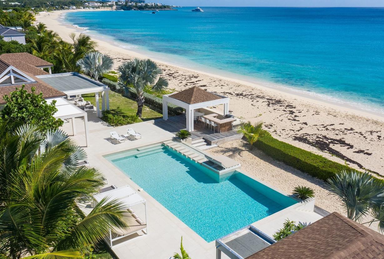 Sxm002 – Modern beachfront villa on Baie Longue Beach