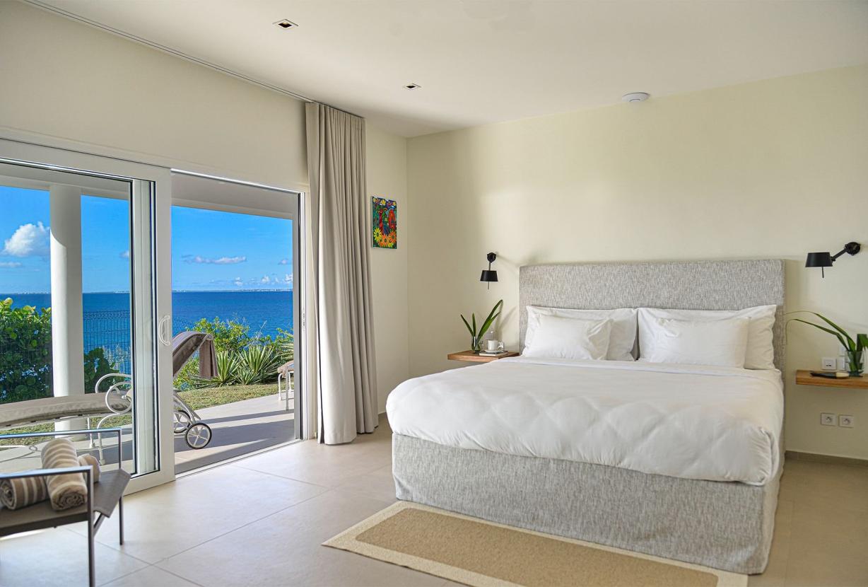 Sxm005 – Oceanview villa above Baie Rouge Beach