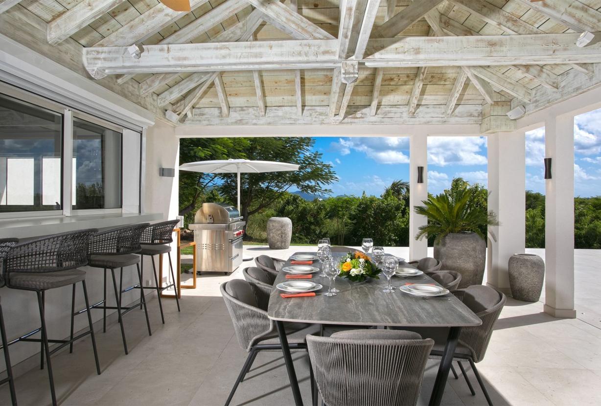Sxm007 – Stylish sea-view villa with pool in Terres Basses