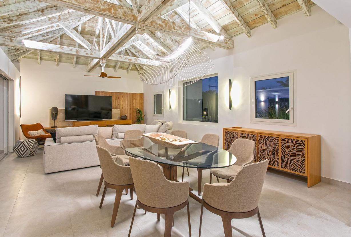 Sxm007 – Stylish sea-view villa with pool in Terres Basses