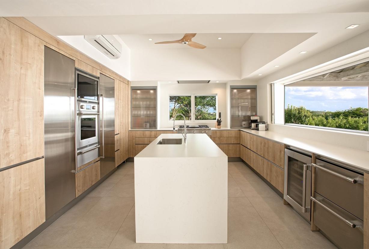 Sxm007 – Stylish sea-view villa with pool in Terres Basses