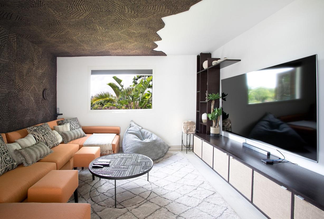 Sxm007 – Stylish sea-view villa with pool in Terres Basses
