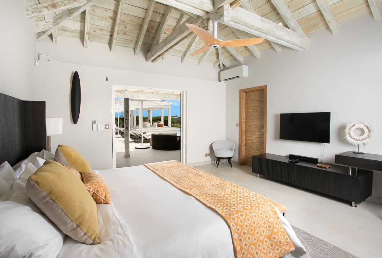 Sxm007 – Stylish sea-view villa with pool in Terres Basses