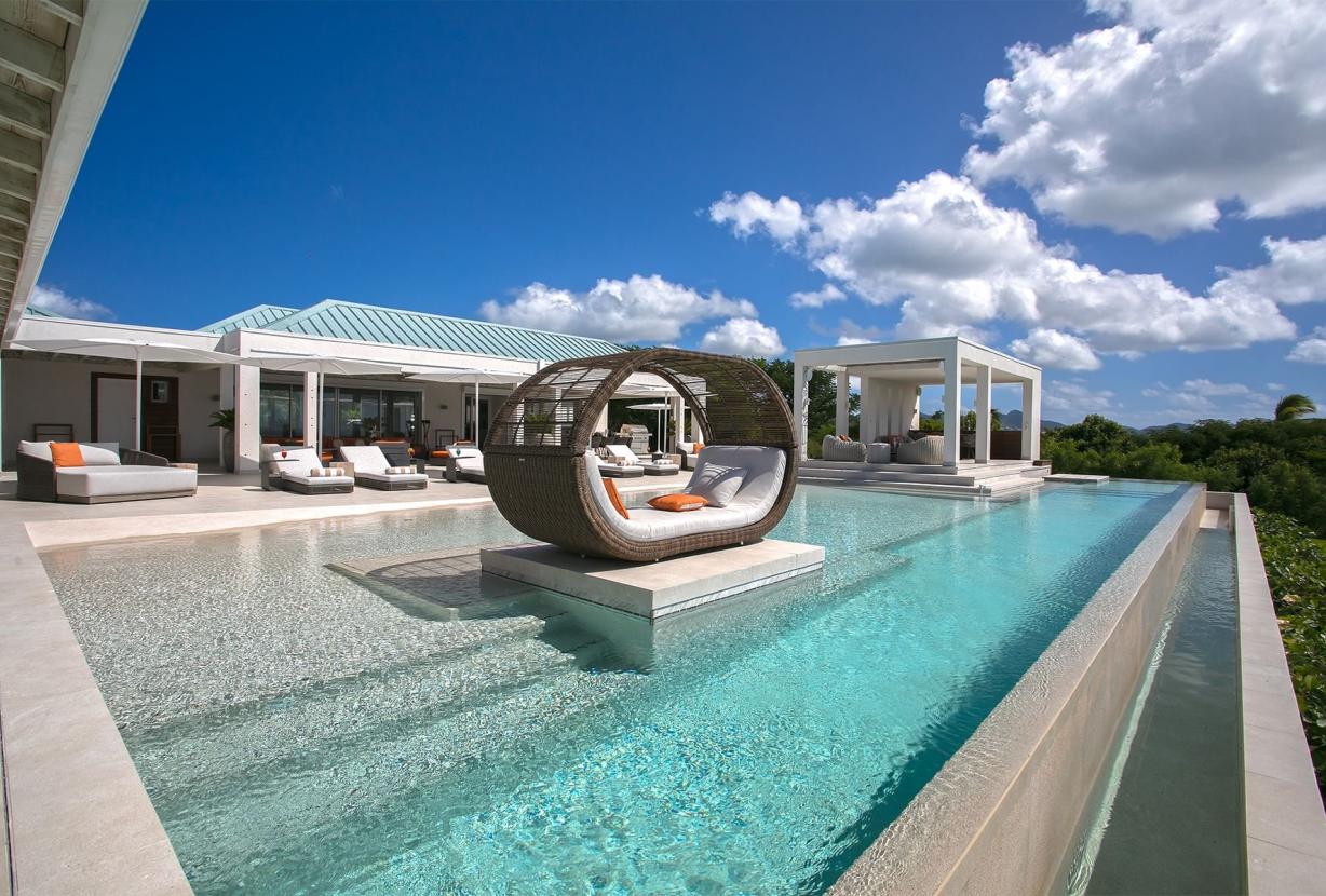Sxm007 – Stylish sea-view villa with pool in Terres Basses