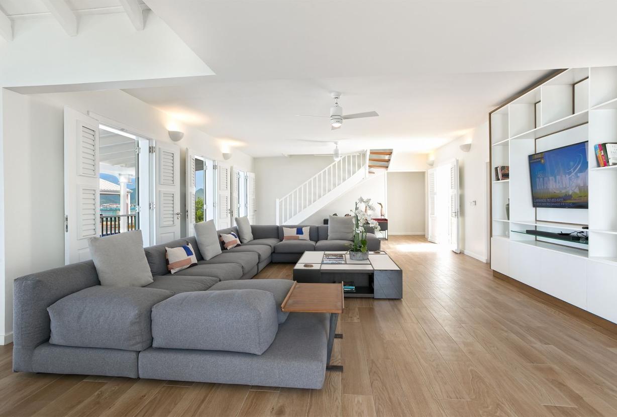 Sxm008 – Oceanview villa with garden in Baie Rouge Beach
