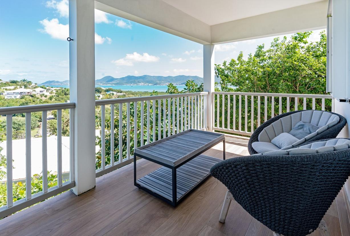 Sxm008 – Oceanview villa with garden in Baie Rouge Beach