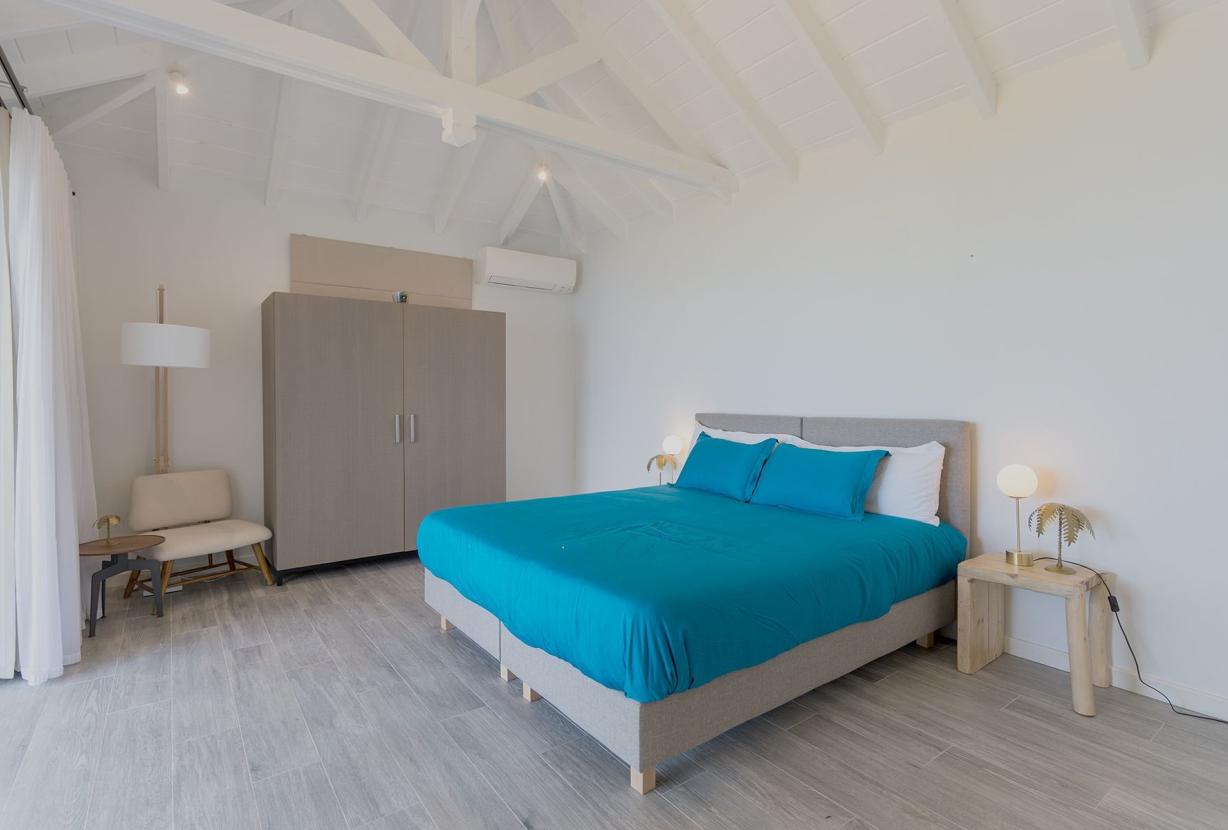 Sxm008 – Oceanview villa with garden in Baie Rouge Beach
